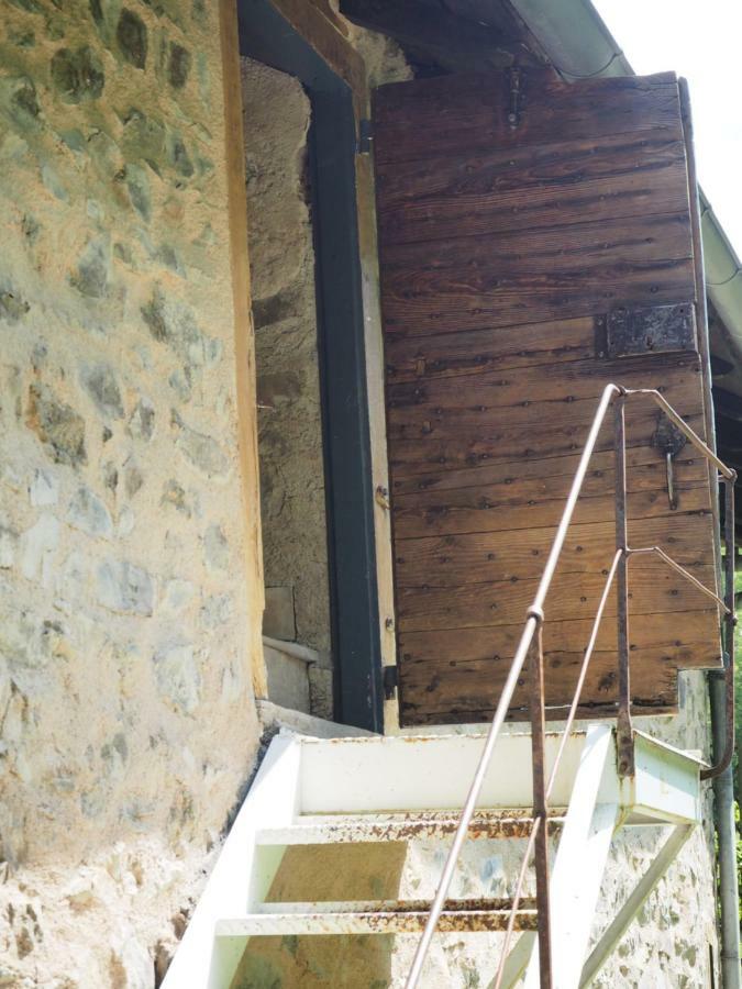 Le Chatel En Beaujolais Valsonne Exterior foto